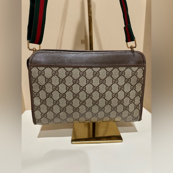 Gucci Accessories Collection Monogramam Vintage Pouch W/added Strap - Picture 4 of 14